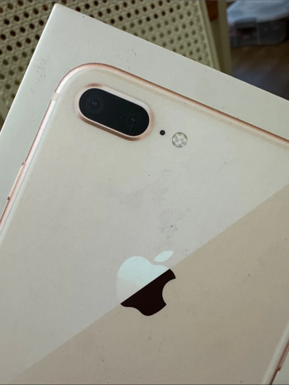 Apple iPhone 8 Plus Rose Gold Box ONLY